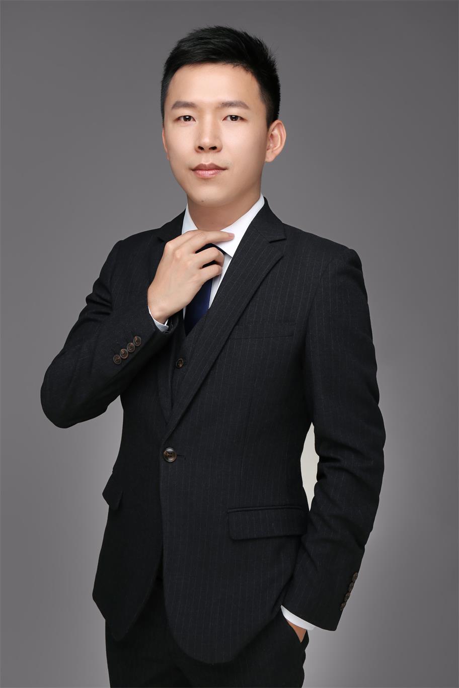 向述兵 联合创始人 & 首席运营官